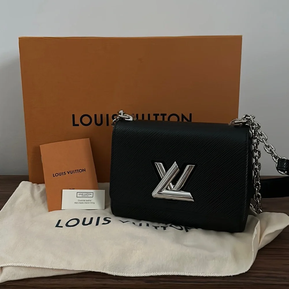 Louis Vuitton LV twist lock PM chain black bag - Picture 2 of 11